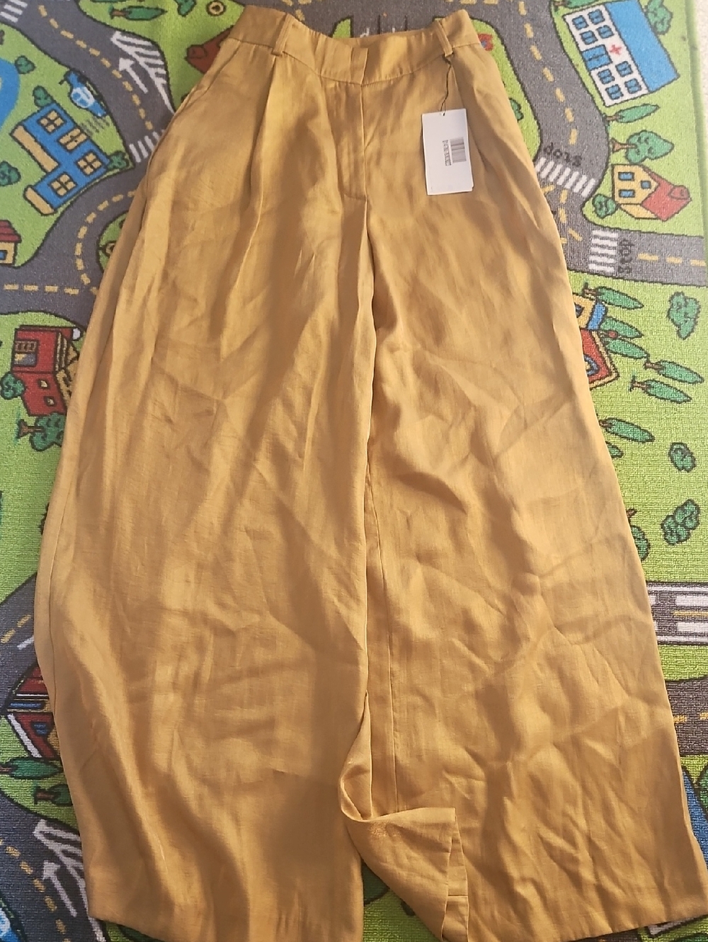 Women’s Mustard Wide-Leg Skirt